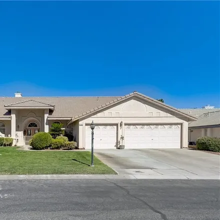 Image 1 - Los Prados Golf & Country Club, 5150 Los Prados Circle, Las Vegas, NV 89130, USA - House for sale