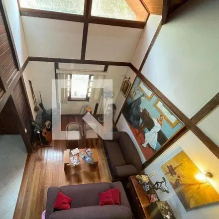 Rent this 4 bed house on Colégio Bahiense - JPA in Rua Ituverava 902, Anil