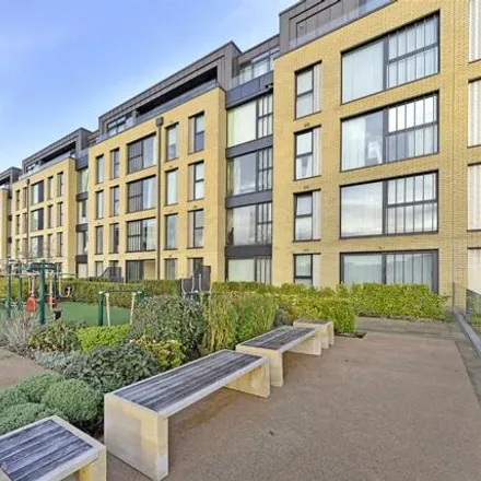 Image 2 - Central Avenue, London, SW6 2QE, United Kingdom - Apartment for sale