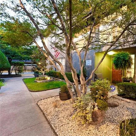 Image 2 - 2802 Rector Street, Sargent, Dallas, TX 75203, USA - Room for rent