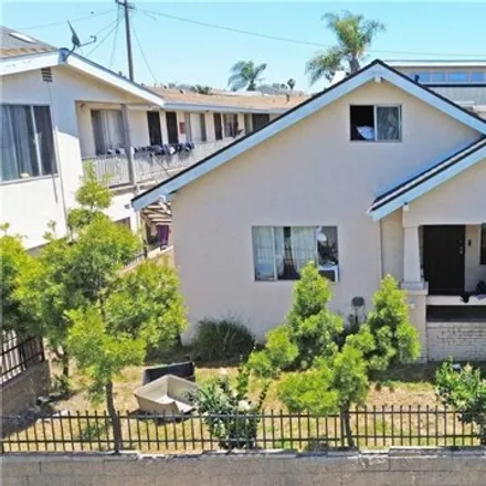 Buy this 7 bed house on 1146 Stanley Avenue in Long Beach, CA 90804