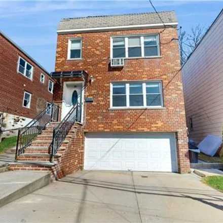 Buy this 5 bed house on 269 East 238th Street in New York, NY 10470
