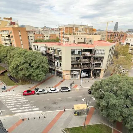 Image 6 - Carrer de Ramon Turró, 25, 08005 Barcelona, Spain - Apartment for rent