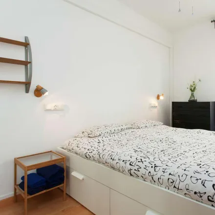 Rent this 2 bed apartment on Avinguda de Roma in 115, 08001 Barcelona