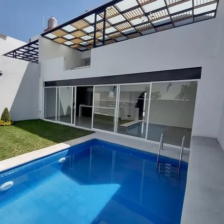 Buy this 2studio house on Calle Rodolfo López de Nava in Casa Blanca, 62760 Tres de Mayo