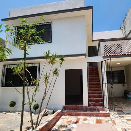 Buy this 6 bed house on Calle Saltillo in 54960 Tultepec, MEX
