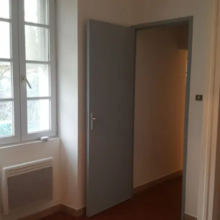 Image 3 - 3 Rue de Versailles, 84270 Vedène, France - Apartment for rent