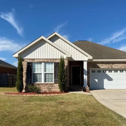 Buy this 3 bed house on 102 Waxmyrtle Road in Lakewood Estates, Dothan