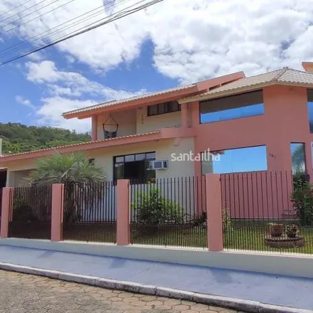 Rent this 5 bed house on unnamed road in Campeche, Florianópolis - SC
