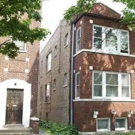 Rent this 3 bed apartment on 7711 South Evans Avenue in Chicago, IL 60619