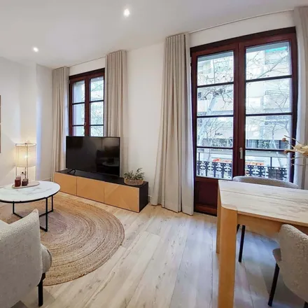Rent this studio apartment on Maria Padilla in Carrer del Rosselló, 200