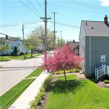Image 4 - 4083 West 63rd Street, Cleveland, OH 44144, USA - House for sale