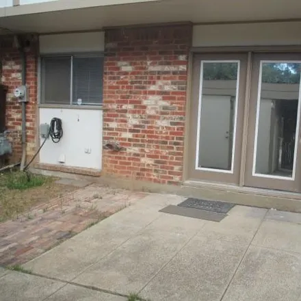 Rent this 4 bed townhouse on 363 Westview Terrace in Arlington, TX 76013
