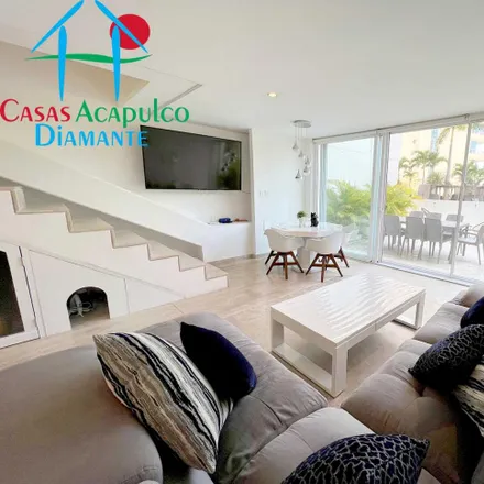 Buy this 3 bed apartment on Calle Fragata Zaragoza in Icacos, 39300 Acapulco