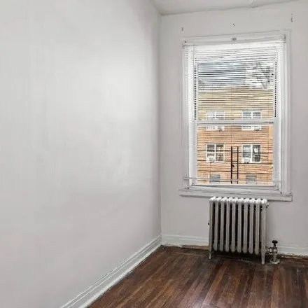 Image 7 - 1152 Grant Avenue, New York, NY 10456, USA - Duplex for sale