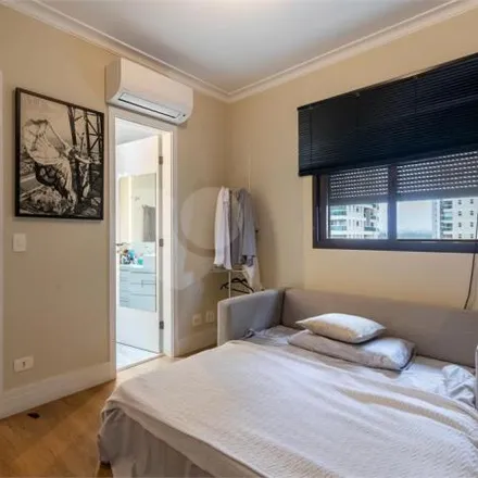 Buy this 2 bed apartment on Rua Constantino de Sousa 1057 in Campo Belo, São Paulo - SP