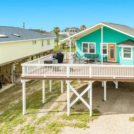 Buy this 2 bed house on 814 Beach Drive in Surfside Beach, Brazoria County