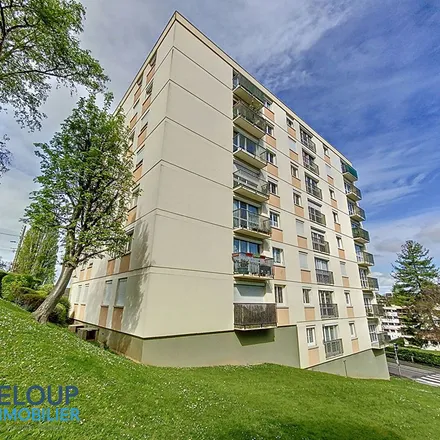 Rent this 1 bed apartment on 8 Rue Raymond Duflo in 76250 Déville-lès-Rouen, France