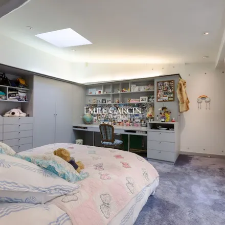 Rent this 3 bed apartment on 33 Avenue de Paris in 94800 Villejuif, France