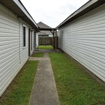Image 3 - 185 Old Farm Road, Youngsville, LA 70592, USA - House for rent