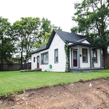 Buy this 2 bed house on 315 Maple Street in Eau Claire, WI 54703
