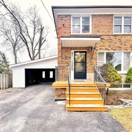 Rent this 3 bed duplex on 204 Zelda Crescent in Richmond Hill, ON L4C 3A1