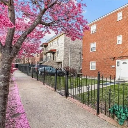Rent this 3 bed house on 3016 Bruner Avenue in New York, NY 10469