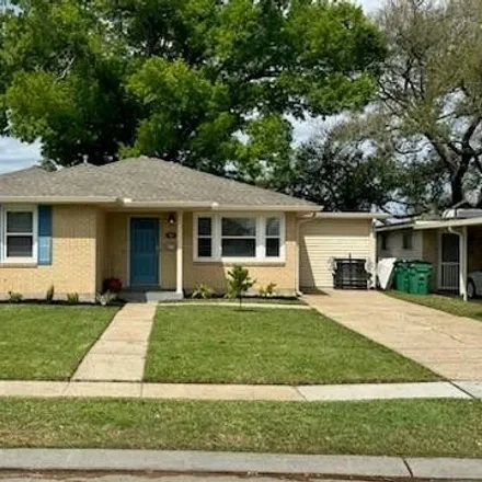 Buy this 3 bed house on 512 North Bengal Road in Westgate, Metairie