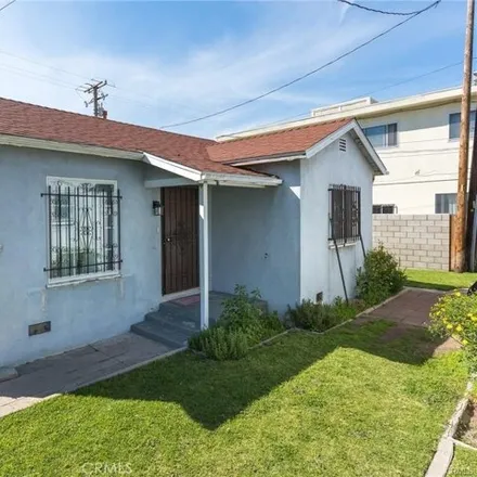 Buy this 6 bed house on 701 Walnut St in Inglewood, California