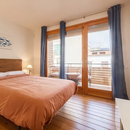 Rent this 2 bed house on Arenys de Mar in Carrer de la Platja de Cassà, 08350 Arenys de Mar