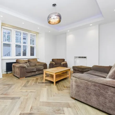 Rent this 4 bed apartment on Palliser Court in 11-21 Palliser Road, London