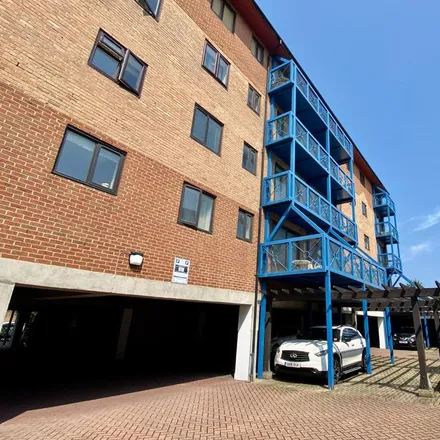 Rent this 2 bed apartment on Marriotte Wharf in Gravesend, DA11 0BS