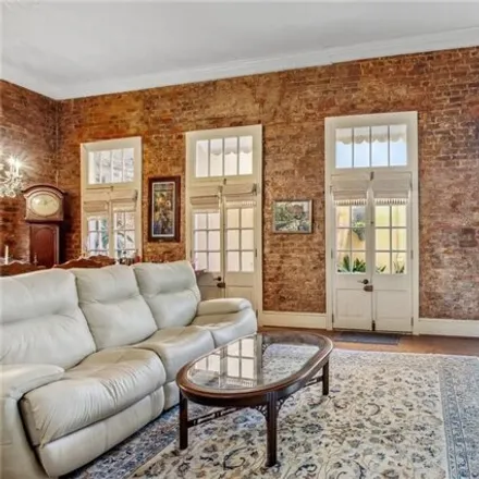 Image 4 - 920 Chartres Street, New Orleans, LA 70116, USA - House for sale