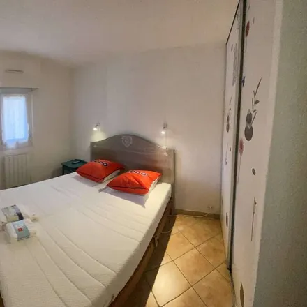 Rent this 1 bed apartment on Six-Fours-les-Plages in Boucle de la Cantarelle, 83140 Six-Fours-les-Plages