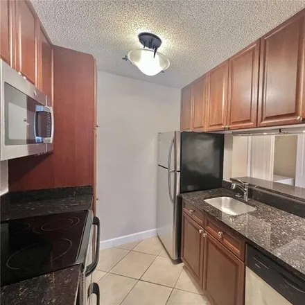 Image 4 - unnamed road, Saint Petersburg, FL 33716, USA - Condo for rent