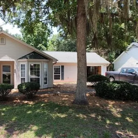 Rent this 3 bed house on 28 Ardmore Avenue in Walnut Hill, Beaufort County