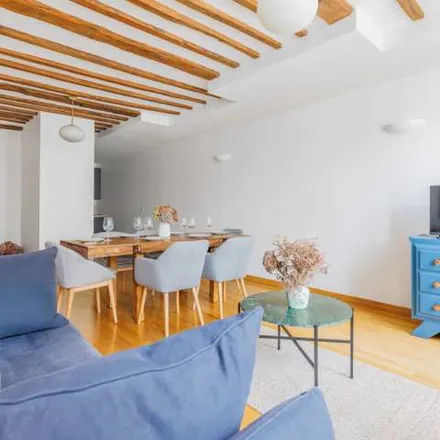 Rent this 2 bed apartment on 7 Rue des Jeûneurs in 75002 Paris, France