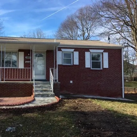 Rent this 4 bed house on 3802 Richard Avenue in Fairview, Fairfax