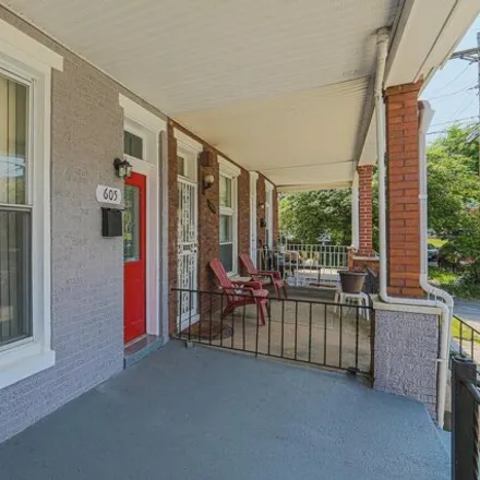 Image 2 - 605 McKewin Avenue, Baltimore, MD 21218, USA - House for rent