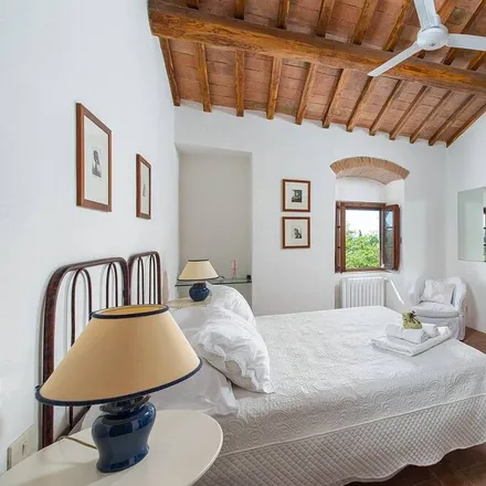 Rent this 5 bed house on Barberino Val d'Elsa in Via della Stazione, 50021 Vico d'Elsa FI