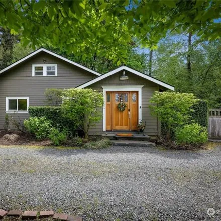 Buy this 4 bed house on 19553 Northeast 136th Street in Cottage Lake, WA 98077