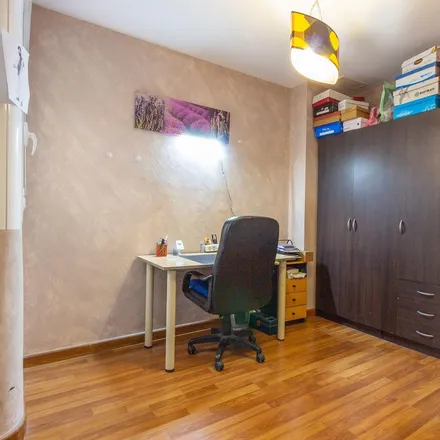 Rent this 2 bed apartment on Plaça de Crevillent in 7, 03204 Elx / Elche