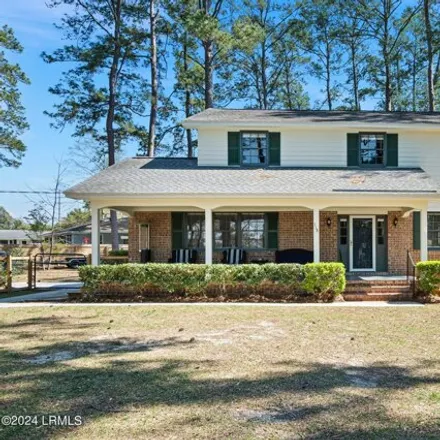 Buy this 4 bed house on 2628 Hay Street in Beaufort, SC 29902