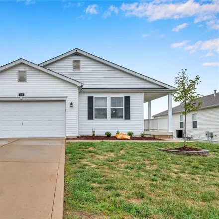 Rent this 3 bed house on 172 Fox Creek Drive in Wentzville, MO 63366