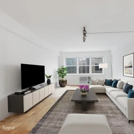Buy this studio apartment on The Sands in 321 East 45th Street, New York