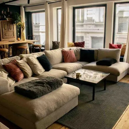 Rent this 2 bed apartment on Frankrijklei 18 in 2000 Antwerp, Belgium