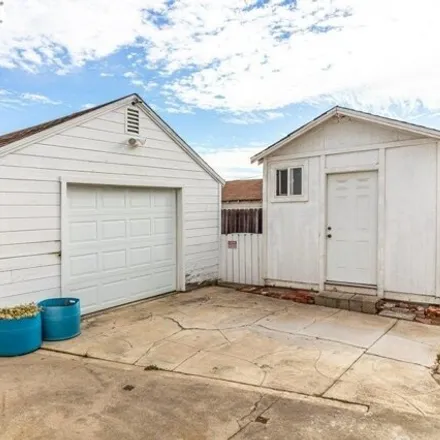 Image 4 - 21104 Garden Avenue, San Lorenzo, Alameda County, CA 94541, USA - House for sale