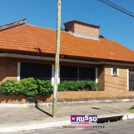 Rent this 3 bed house on Balbastro 3704 in Partido de La Matanza, B1754 CNF San Justo