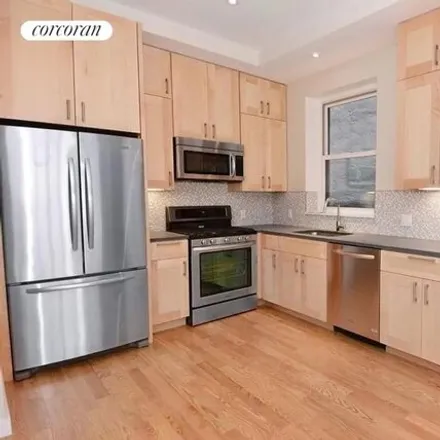 Rent this 3 bed condo on 23 Dean Street in New York, NY 11201