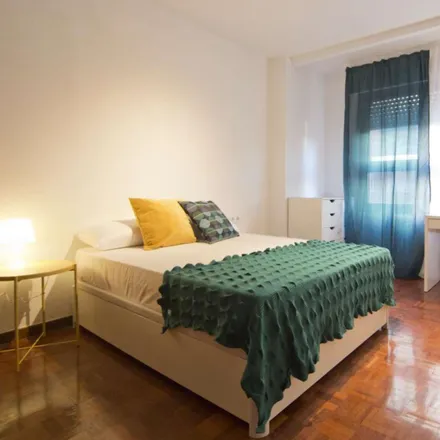Rent this 6 bed room on Madrid in Calle del General Zabala, 11